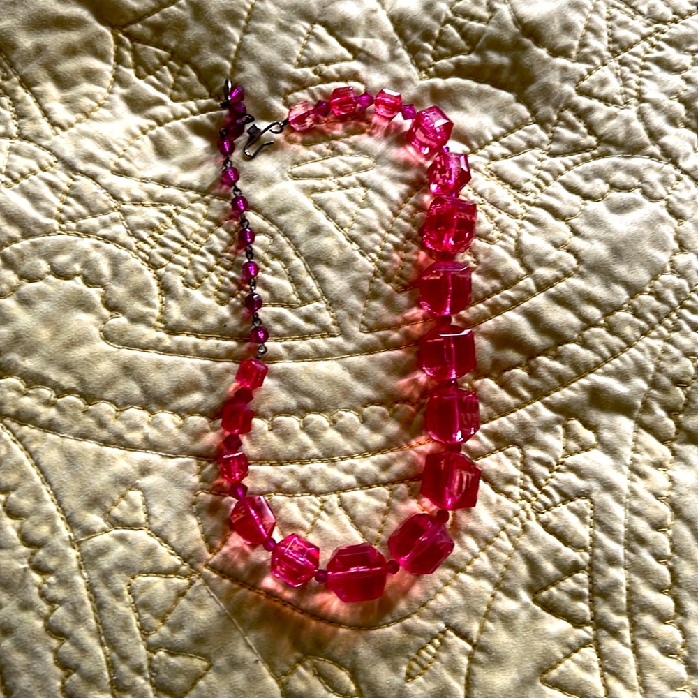 Tarina Tarantino Ice cube necklace!